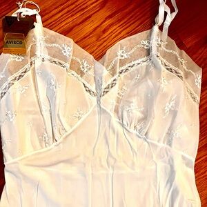 Vintage NWTs White Lace Nightgown